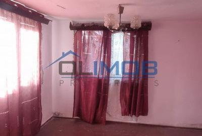 Casă cu 3 camere cu Teren 715 Mp în Central - 8