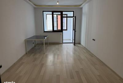 Apartament cu 3 camere în Tractorul - 1