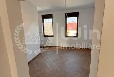 Duplex cu 5 camere cu Canalizare în Gruia - 5