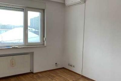 Apartament cu 3 camere decomandat în Exterior Vest - 6