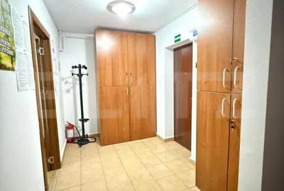 Apartament cu 3 camere decomandat în Universității - 3