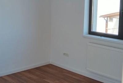 Casă cu 4 camere cu Teren 477 Mp în Central - 9