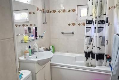 Apartament cu 4 camere decomandat în Nufărul - 13