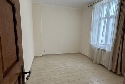 Spatiu comercial Ultracentral - 700 euro/luna (Cod E1) - 5
