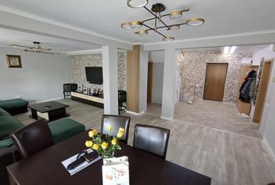 Casă individuală cu 6 camere cu Canalizare în Eforie Nord - 9