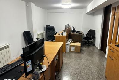 Spațiu comercial, de 38 mp, în Central