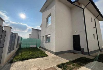 Casă individuală cu 4 camere cu Canalizare în Domnești - 1