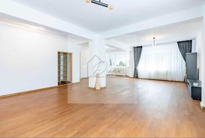 COMISION 0% I Vila Pipera I Complex Azur I 5 camere, jacuzzi, curte - 1