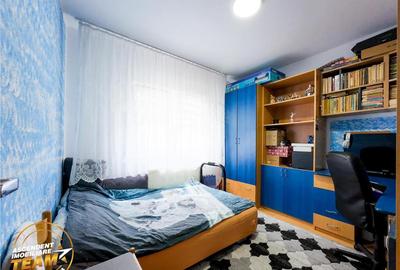 LIVE!Decomandat,pe 4camere,zonare linistita,compozitie frumo - 1