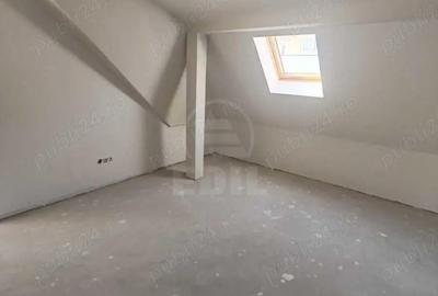 Apartament cu 3 camere semidecomandat în Sud - 9