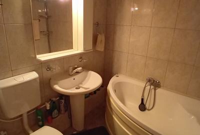 Ap 2 camere  Margeanului etaj 3/ Parcare - 10