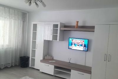 Inchiriez apartament 2 camere - 4