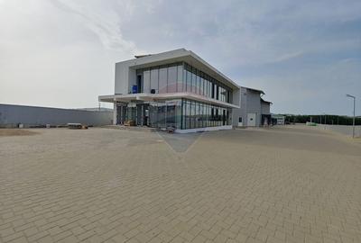 Birou, de 420 mp, în Est - 4