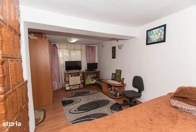 Casă cu 3 camere în Geamăna - 4