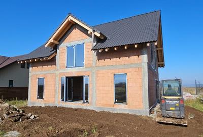 Vand casa la rosu, intabulata cu AC pana in 9/2027 - 5