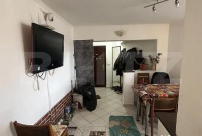 Apartament cu 3 camere semidecomandat, mobilat în Micro 16 - 6