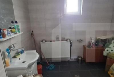 Spatiu comercial, casa veche si teren - 8