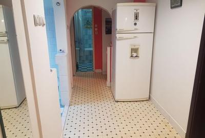 Soseaua Virtutii bloc solid constructie 1991, centrala proprie - 8