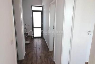 Casă cu 4 camere cu Teren 300 Mp în Prelungirea Ghencea - 3