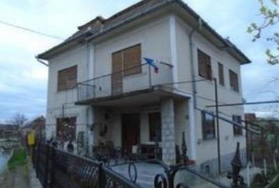 Casă cu 2 camere cu Teren 521 Mp în Unirea - 7