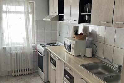 Apartament cu 2 camere semidecomandat în Unirii Sud