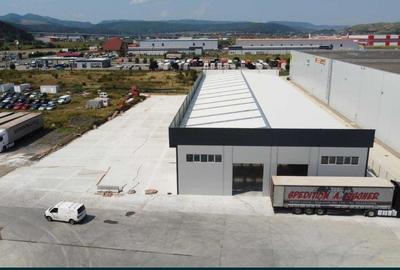 Hala De Inchiriat, 1135 mp, Floresti DN1 - 2