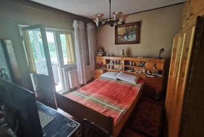 Decomandat la etajul 2 cu 2 băi și 2 balcoane - 6