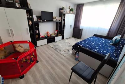 Apartament cu 4 camere decomandat în Central - 1