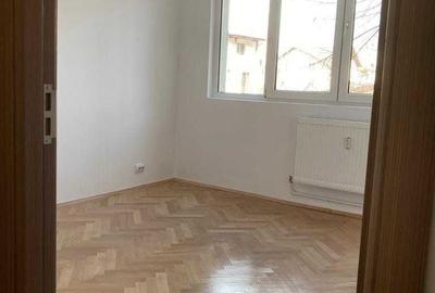 Apartament cu 2 camere semidecomandat în 1 Mai - 3