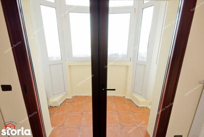 Apartament cu 3 camere decomandat în Micro 21 - 13