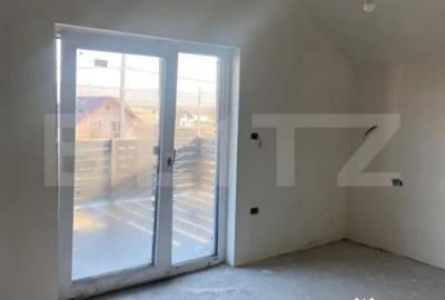 Casă cu 5 camere cu Teren 500 Mp în Central