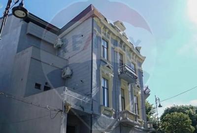 Casă cu 13 camere cu Teren 160 Mp în Tomis I - 8