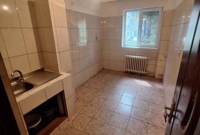Apartament cu 3 camere decomandat în Inel II - 6