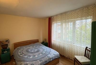 Apartament cu 3 camere decomandat în Central - 9