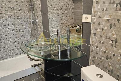Apartament cu 3 camere, mobilat în Central - 4