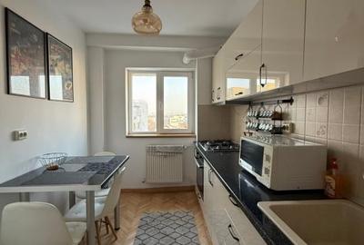 Apartament cu 2 camere semidecomandat în Barbu Văcărescu