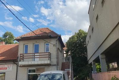 Inchiriez pe Rebreanu , Spatiu Comercial , - 6