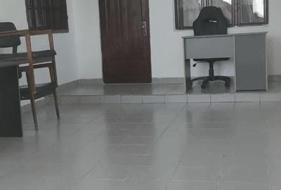 Spațiu comercial, de 781 mp, în Central - 9