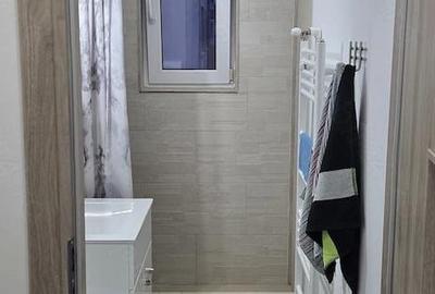 Apartament cu 3 camere semidecomandat în Central - 5