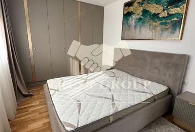 Apartament cu 3 camere, mobilat în Tei