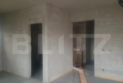 Casă cu 4 camere cu Teren 570 Mp în Central - 2