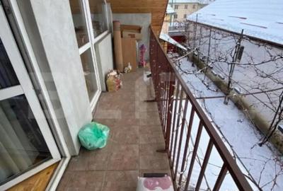 Casă cu 7 camere cu Garaj în Griviței