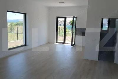 Casă cu 3 camere cu Teren 365 Mp în Micești - 10