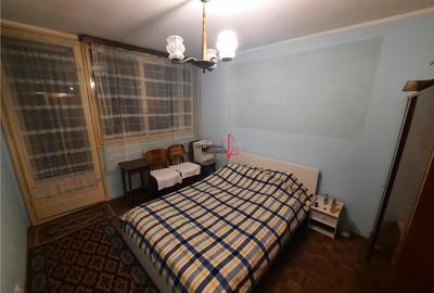 3 camere semidecomandat, Postavarul-Codrii Neamtului, 10 minute de metrou Nicola - 3