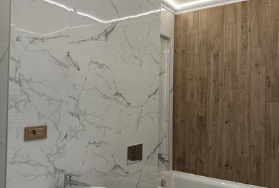 Apartament cu 3 camere decomandat în 13 Decembrie - 13