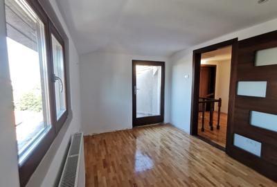 Apartament cu PERSONALITATE ! - 9