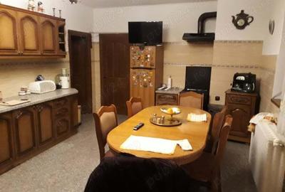Vand vila deosebita in Voluntari cu teren 2450mp - 2