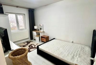 Garsonieră decomandată în Central - 7