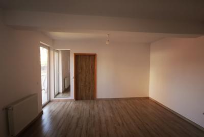 Apartament cu 2 camere decomandat în Central - 12