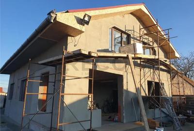 Casă cu 5 camere cu Teren 1480 Mp în Biharia - 1